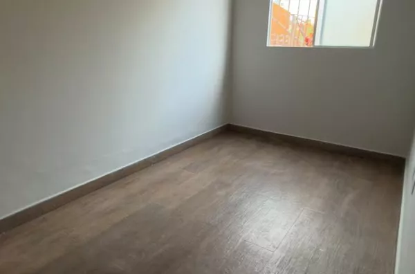 Casa 3 Quartos ao Lado da Estação Venda Nova - Foto 4