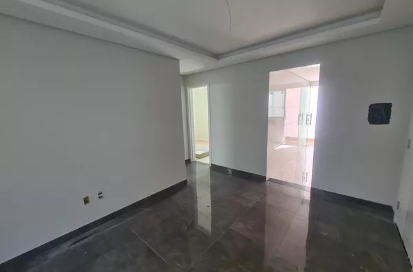 Excelente Apartamento com Área Privativa de 100 m² no Bairro Candelária