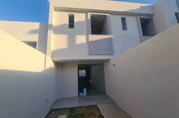 Casa Independente de 2 qtos em ótima localização no Bairro Rio Branco - Foto 1