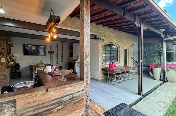 casa plana 3 quartos, em lote inteiro no Letícia - Venda nova - Foto 27