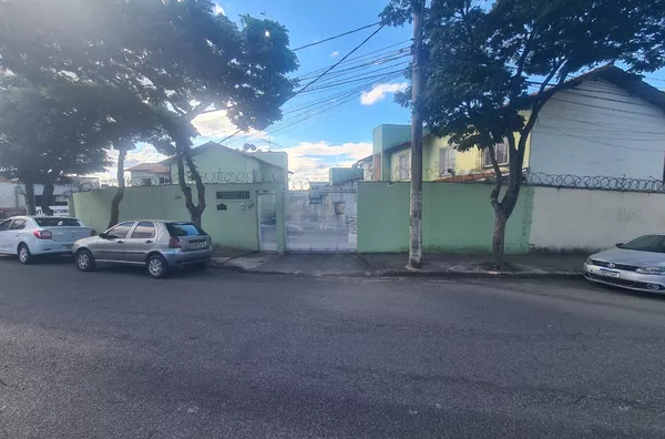 Casa Linear 2 Quartos no Heliópolis – Conforto, Praticidade e Localização Privilegiada - Foto 1