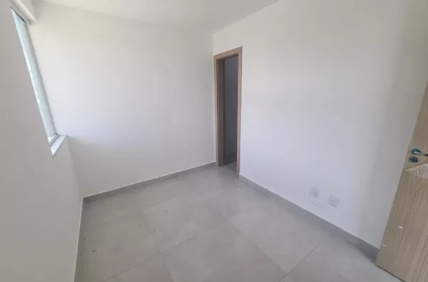 Cobertura de 3 Quartos com Suíte e Elevador em ótima localização no B. Copacabana - Foto 25
