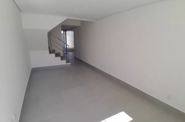 Casa Independente de 2 qtos em ótima localização no B. Santa Mônica. - Foto 4