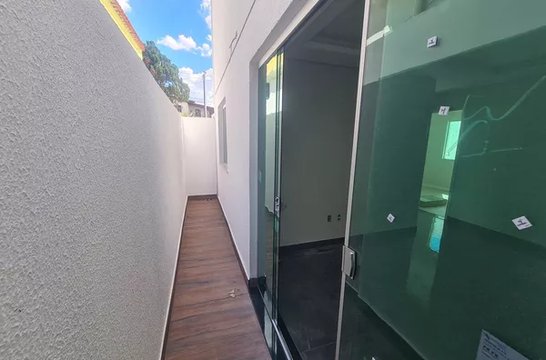 Excelente Apartamento com Área Privativa de 100 m² no Bairro Candelária
