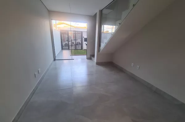Casas Duplex 2 Qtos, Moderna no Bairro Planalto!