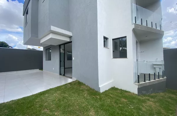 Casa para venda, 3 quartos sendo 1 suite com 3 vagas no Santa Amélia, Belo Horizonte - Foto 1