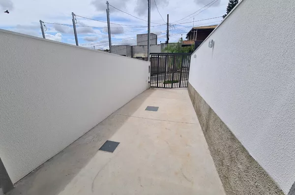 Linda Casa Independente de 2 qtos em ótima localização no B. Jd. Guanabara - Foto 3