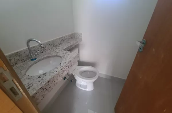 Casa Independente de 2 qtos em ótima localização no Bairro Rio Branco - Foto 6