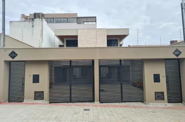 Linda Casa Independente de 4 qtos com 3 vagas no B. Jaraguá - Foto 2