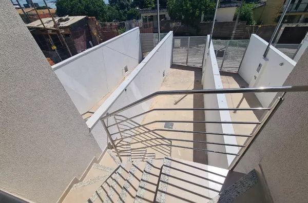 Casa Independente 2 quartos 2 vagas Santa Branca, - Foto 4