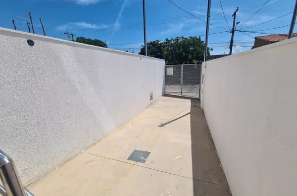 Casa Independente 2 quartos 2 vagas Santa Branca, - Foto 3