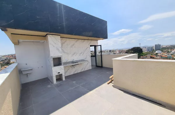 Cobertura de 2 Quartos em Santa Mônica: Conforto e Vista Privilegiada - Foto 1