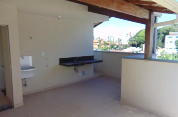 Cobertura 03 quartos e 02 vagas B. Candelária - Foto 1