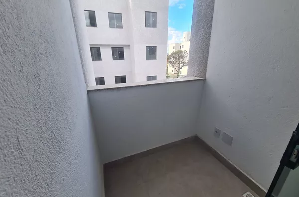Excelente Cobertura de 3 Quartos em ótima localização no Bairro Santa Branca!