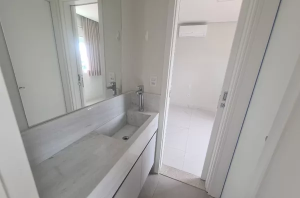 Excelente Apartamento de 3 Quartos com 3 Vagas no Bairro Itapoã! - Foto 10