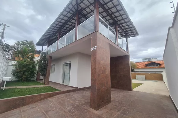 Casa de Alto Padrão no Planalto - Sua Família Merece Este Conforto! - Foto 2