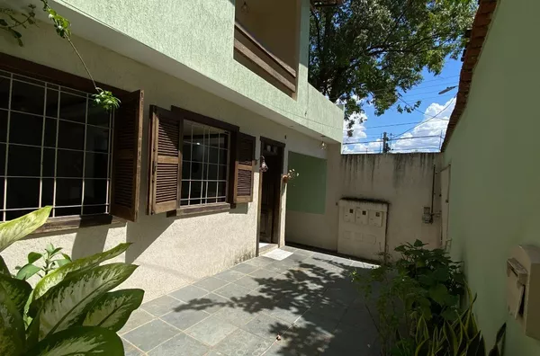 Casa para venda, 4 quarto(s),  Floramar, Belo Horizonte - Foto 1