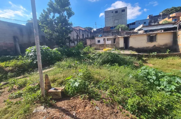 Oportunidade Estratégica para Construtoras: Terreno de 506m² no Bairro Jardim Guanabara