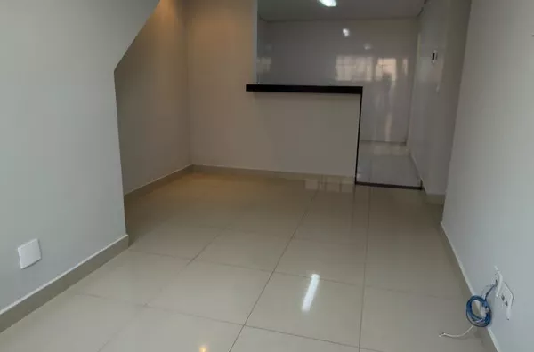 Casa 3 Quartos ao Lado da Estação Venda Nova - Foto 11