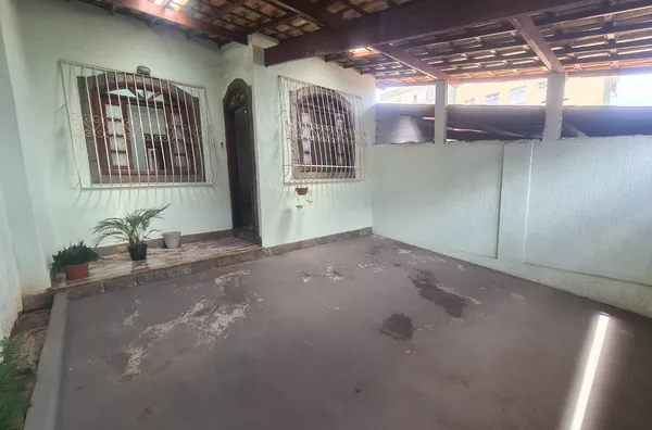 Casa Linear 2 Quartos no Heliópolis – Conforto, Praticidade e Localização Privilegiada - Foto 1