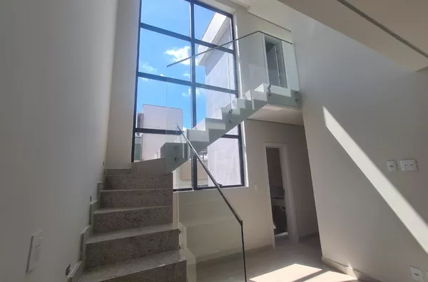 COBERTURA ALTO PADRÃO no BAIRRO ITAPOÃ – Luxo, Conforto e Localização Estratégica! - Foto 4