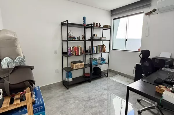 Casa para venda, 3 quartos c/suite e 2 vagas no Parque Xangri-lá, Contagem - Foto 4