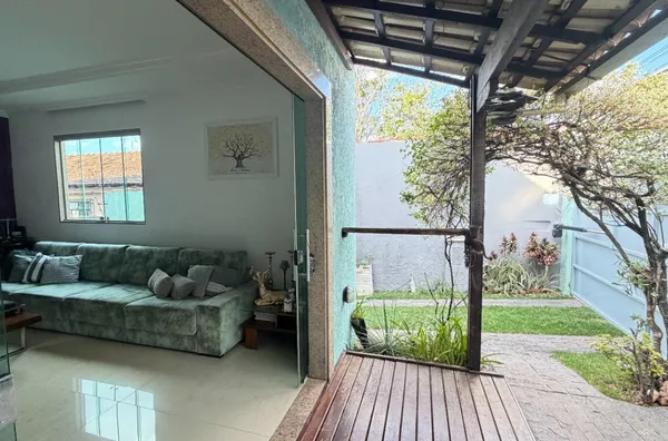 casa plana 3 quartos, em lote inteiro no Letícia - Venda nova - Foto 7