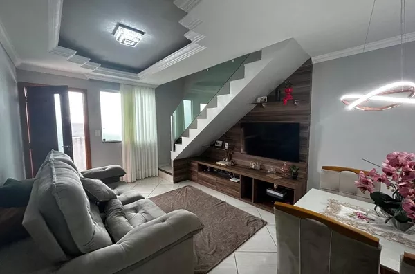 Casa planejada duplex 2 quartos no céu azul - Foto 3