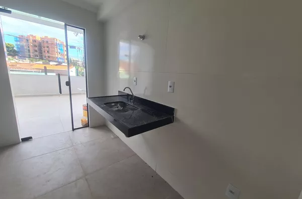 Excelente Apartamento com Área Privativa a de 3 Quartos em ótima localização no Bairro Santa Branca!