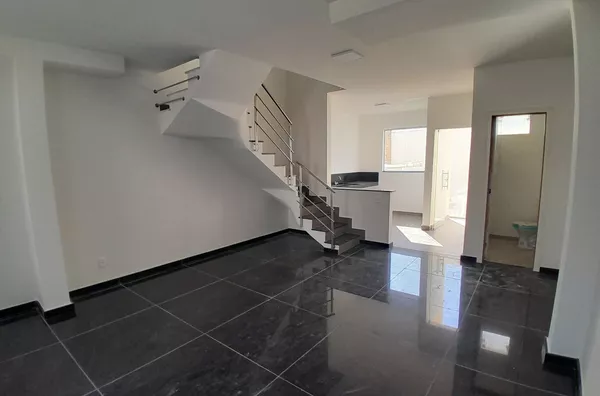 Descubra o conforto e a exclusividade casa duplex independente no bairro Sta Branca! - Foto 3