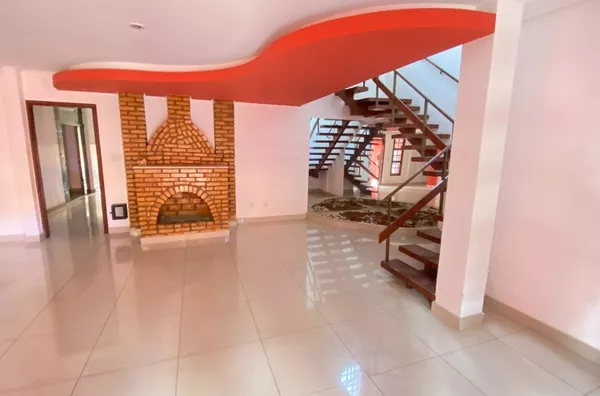 Casa 5 Quartos com Suítes e Hidromassagem para Alugar no Santa Amélia – BH - Foto 1