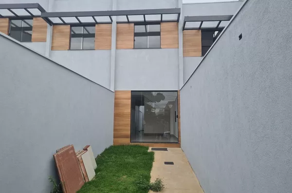 Casa Independente de 2 Qtos com 2 Suítes | B. Rio Branco - Foto 1