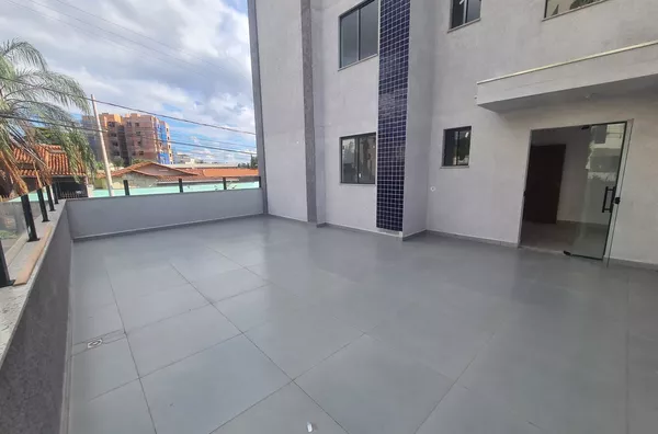 Excelente Apartamento com Área Privativa a de 3 Quartos em ótima localização no Bairro Santa Branca!