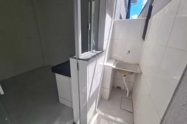 Excelente Oportunidade: Casa à Venda com 2 Quartos no Bairro Europa! - Foto 9
