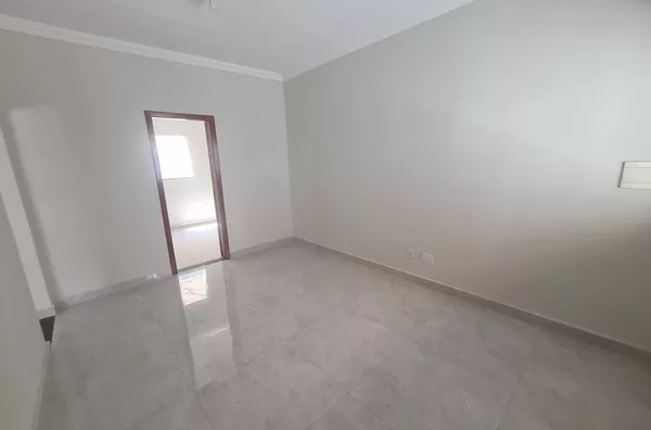 Excelente Oportunidade: Casa à Venda com 3 Quartos no Bairro Europa! - Foto 2