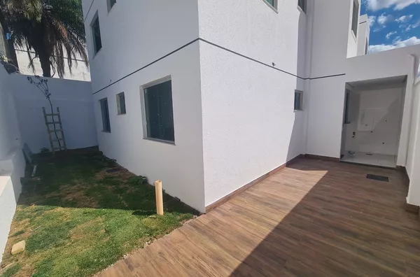 Excelente Apartamento com Área Privativa de 100 m² no Bairro Candelária