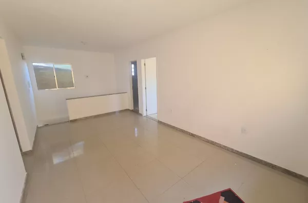 Casa Plana e Independente de 3 Quartos com Suíte no Bairro São Damião – Vespasiano - Foto 2