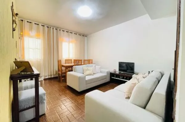 Casa Independente com 2 Quartos e Varanda no Cobiçado Bairro Itapoã! - Foto 2