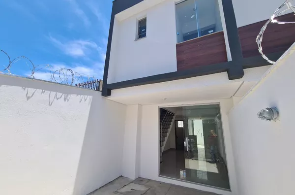 Casa Independente de 2 qtos em ótima localização no B. Piratininga. - Foto 1