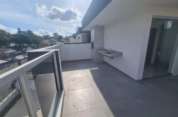 Cobertura de 3 Quartos com Suíte e Elevador em ótima localização no B. Copacabana - Foto 30