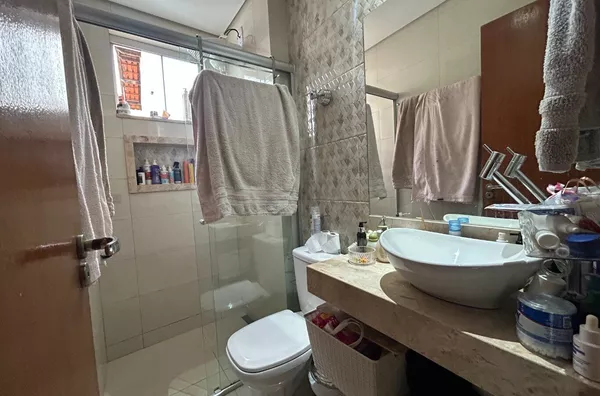 Casa Individual para venda, 3 quartos e 2 vagas no Santa Amélia, Belo Horizonte - Foto 19