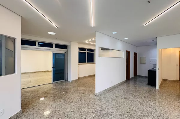 Sala / Andar Comercial de Prestígio à Venda — Edifício Vivaldi, Lourdes (BH) - Foto 3