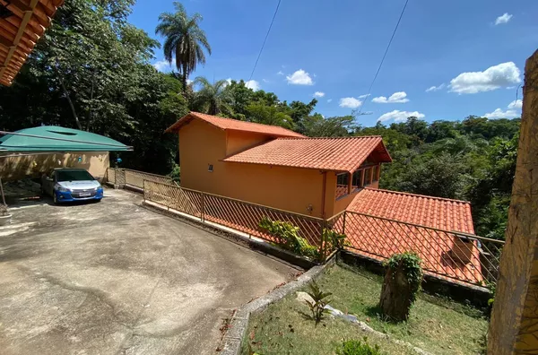 Casa com 1.000 m² em BH | 4 quartos, 3 suítes, lazer no condomínio e estrutura ideal para personalizar. Segurança 24h! - Foto 2