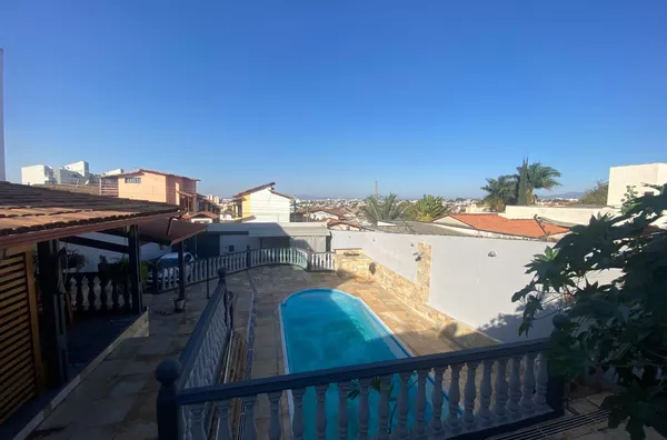 casa em lote inteiro, com piscina no Jardim Leblon - Foto 19