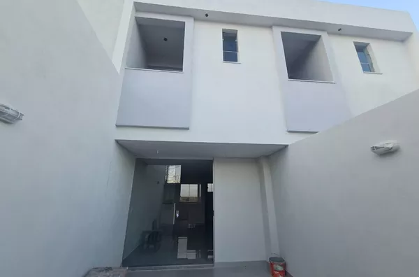 Casa Independente de 2 qtos em ótima localização no Bairro Rio Branco - Foto 1