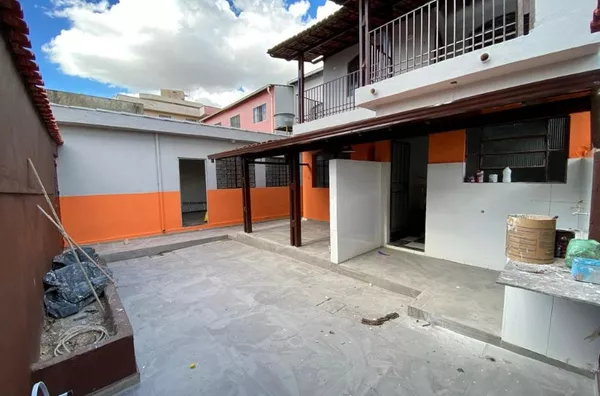 casa de 5 quartos com anexo/barracão no únião em Belo Horizonte - Foto 5