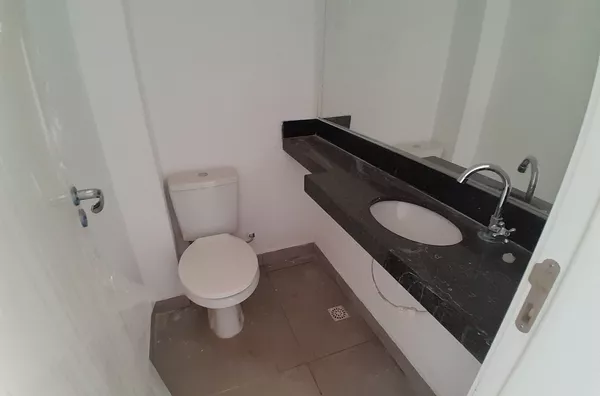 Casa Independente com 2 Suítes e 2 Vagas no Bairro Canaã - Foto 6
