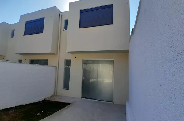 Descubra o conforto e a exclusividade casa duplex independente no bairro Sta Branca! - Foto 1