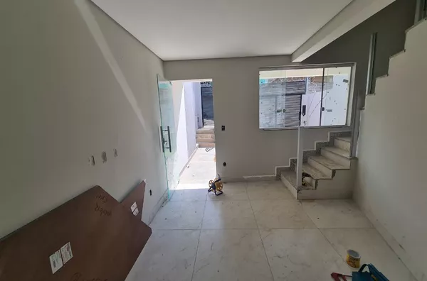 Casa Independente de 2 qtos em ótima localização no B. Céu Azul - Foto 4