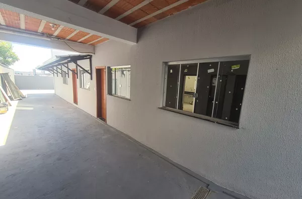 Excelente Oportunidade: Casa à Venda com 2 Quartos no Bairro Europa! - Foto 1